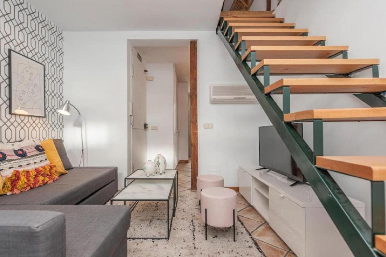 Guernica III Apartment มาดริด ภายนอก รูปภาพ
