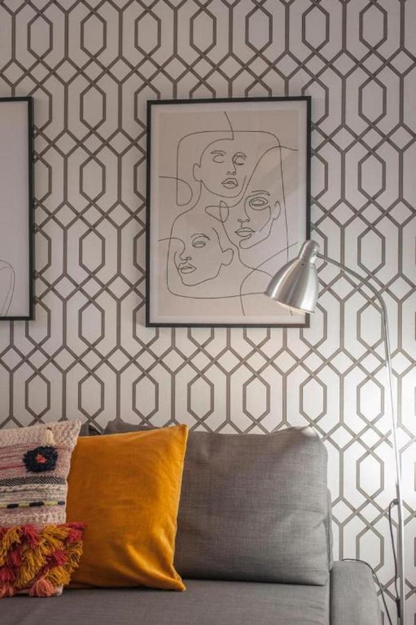 Guernica III Apartment มาดริด ภายนอก รูปภาพ